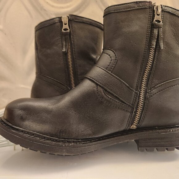 NEW SOFFT women's "Lalana" boots in black. Leather. NIB. Size 9 - Picture 6 of 11